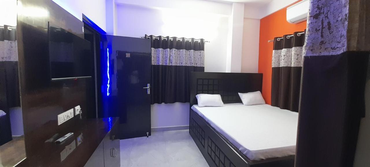 Garden Guest House Near Rene Tower Ruby General Hospital Καλκούτα Εξωτερικό φωτογραφία