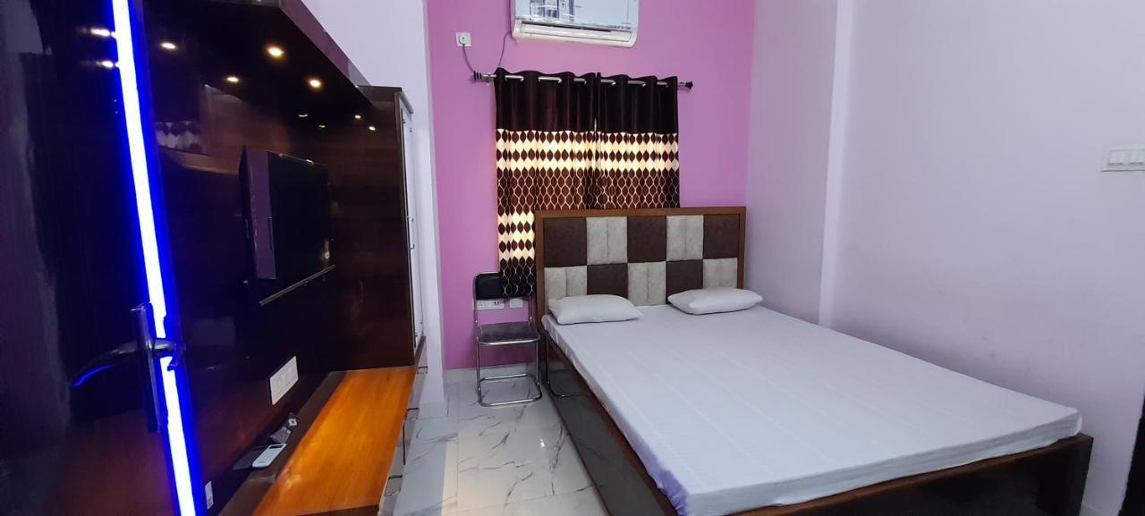 Garden Guest House Near Rene Tower Ruby General Hospital Καλκούτα Εξωτερικό φωτογραφία