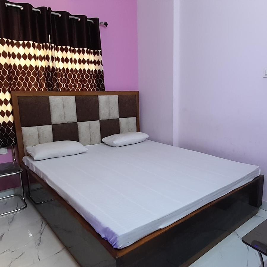 Garden Guest House Near Rene Tower Ruby General Hospital Καλκούτα Εξωτερικό φωτογραφία